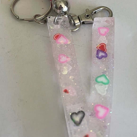 Resin intial key chains - Picture 5 of 12